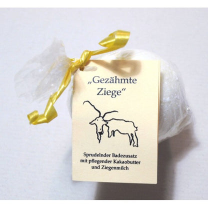 Gezähmte Ziege Badekugel halbiert, für Vollbad geeignet, mit pflegender Ziegenmilch und Kakaobutter, milchiger Duft