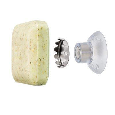 Seife mit Savont Magnetseifenhalter, illustriert die Nutzung ohne direkte Befestigung im Bad, für eine optimale Luftzirkulation