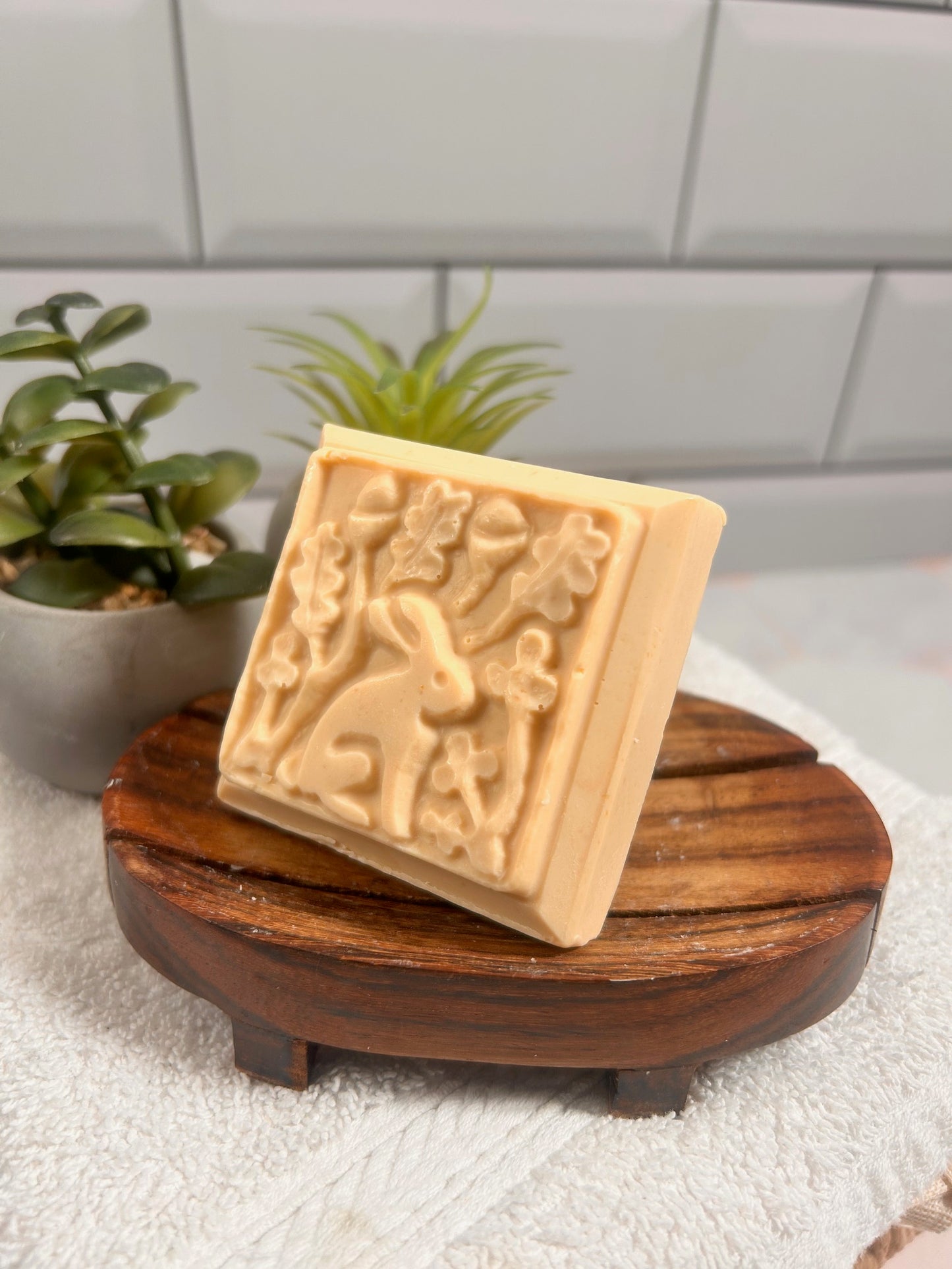 Schafmilch & Sheabutter-Seife in verschiedenen Formen
