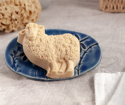 Seife mit Schafmilch & Sheabutter – Schaumschaf: Cremiger Schaum & Hautpflege in Schafsform