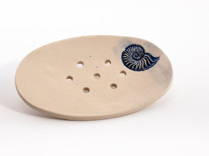 Seifenschale aus Keramik Nautillus, Motiv olivgrün